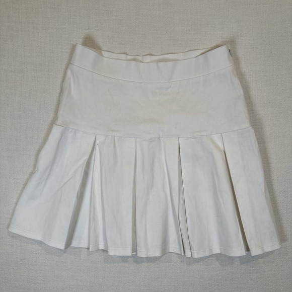 Full Tilt Dresses & Skirts - Full Tilt White Mini Skirt Flare Pleated Preppy Stretch Size Small